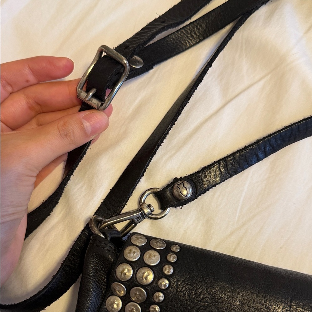 Campomaggi Black Leather Crossbody Bag with Silver Studs and Turnlock - Picture 3 of 12